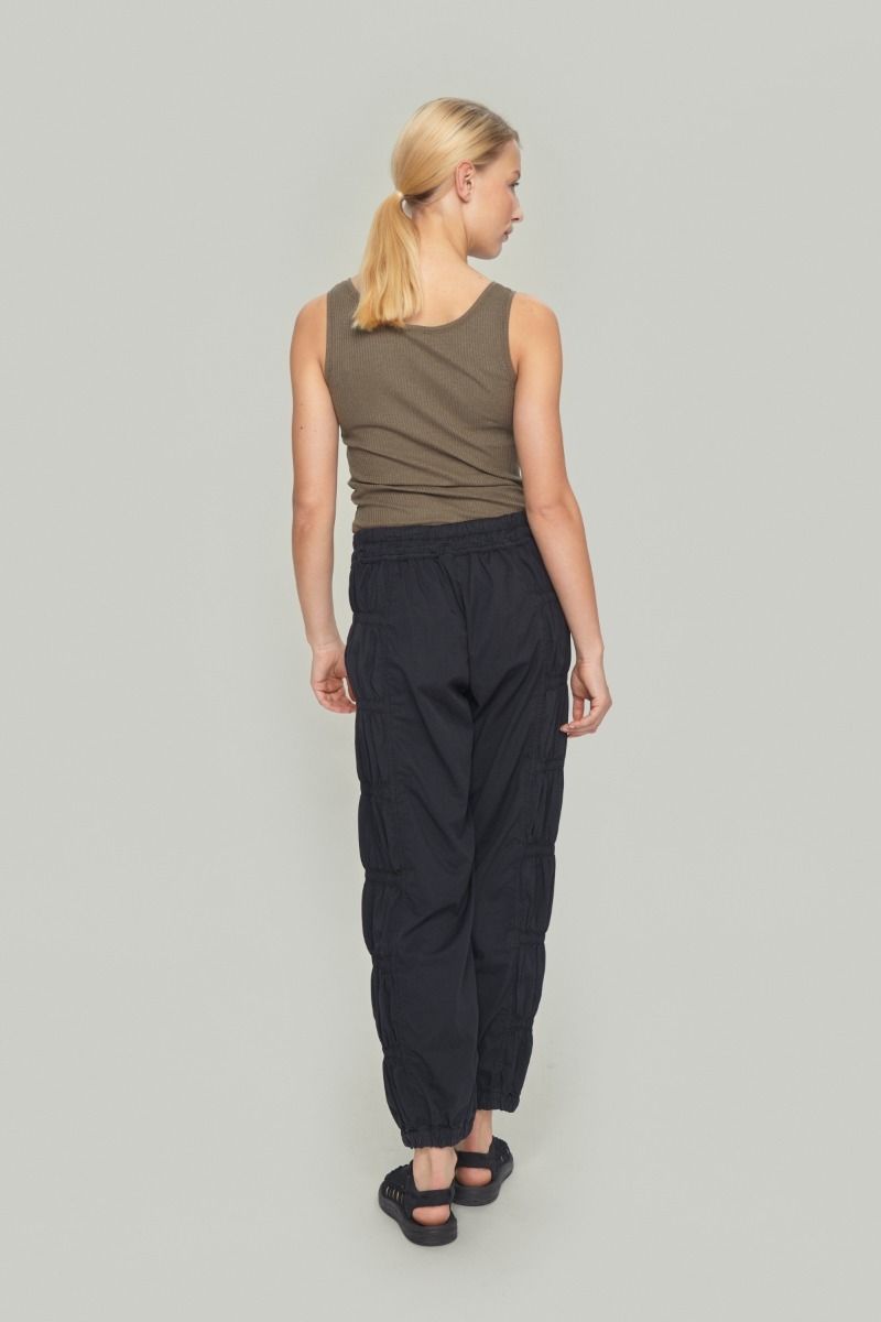 Globe rib tank top