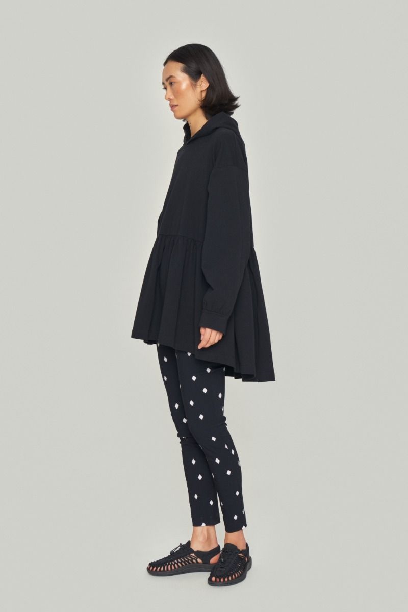 Harlequin drops pants