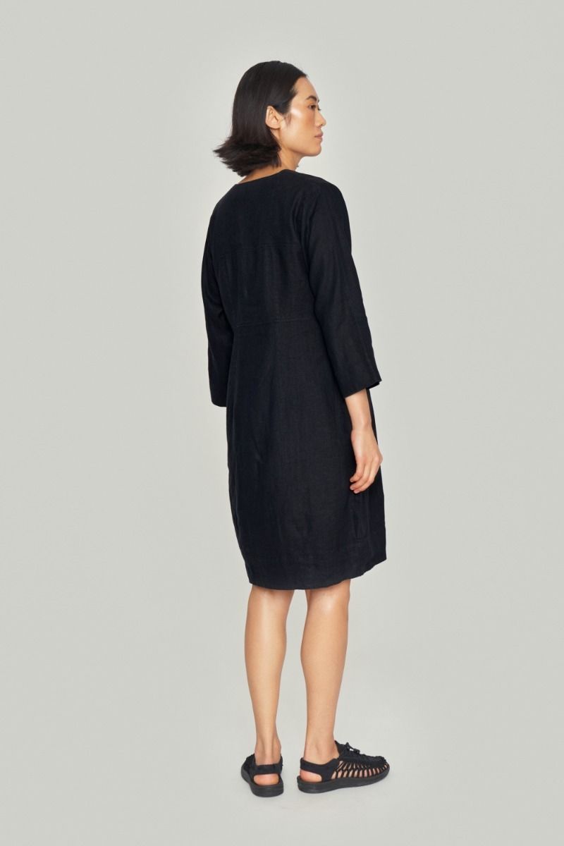 Lazy linen dress