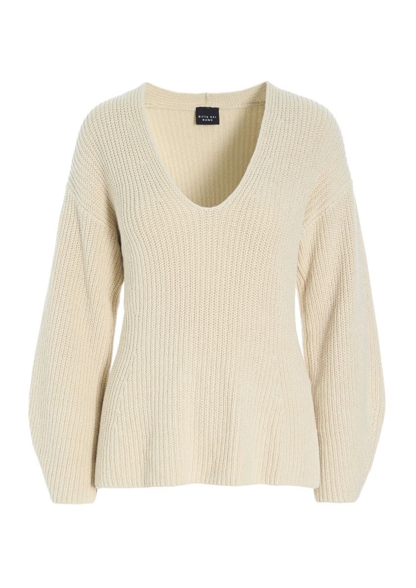 Kareshi blouse with v-neck
