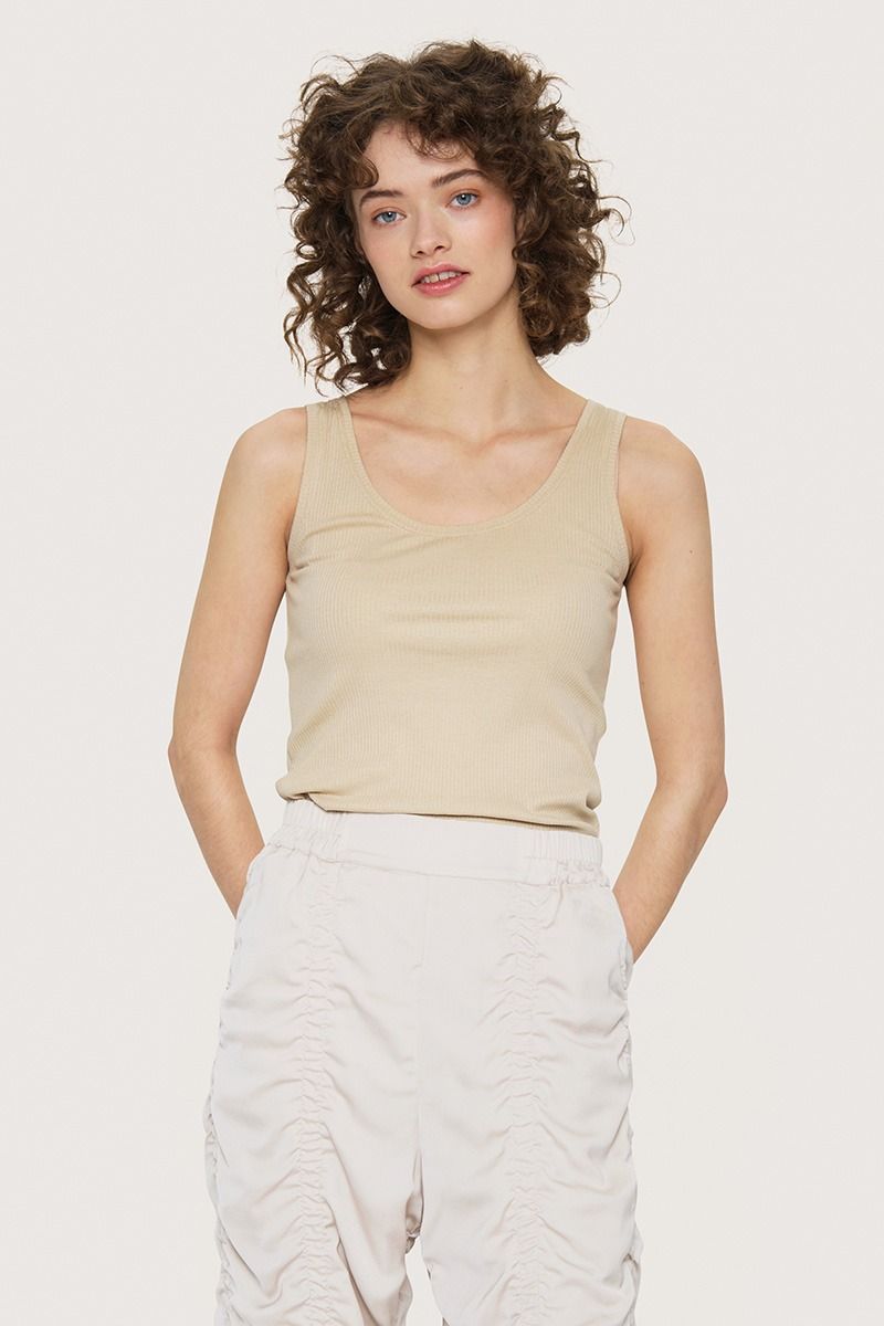 Naibu rib tank top