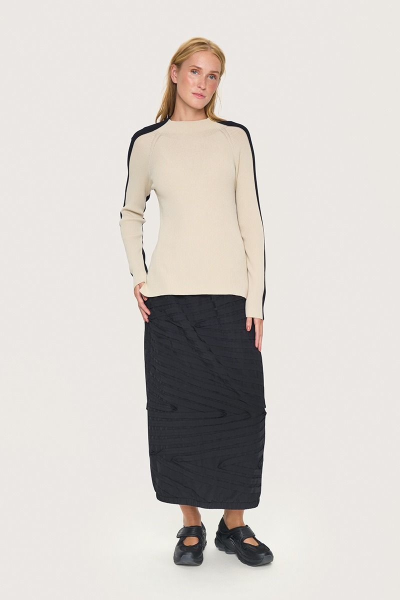 Saku two-tone blouse
