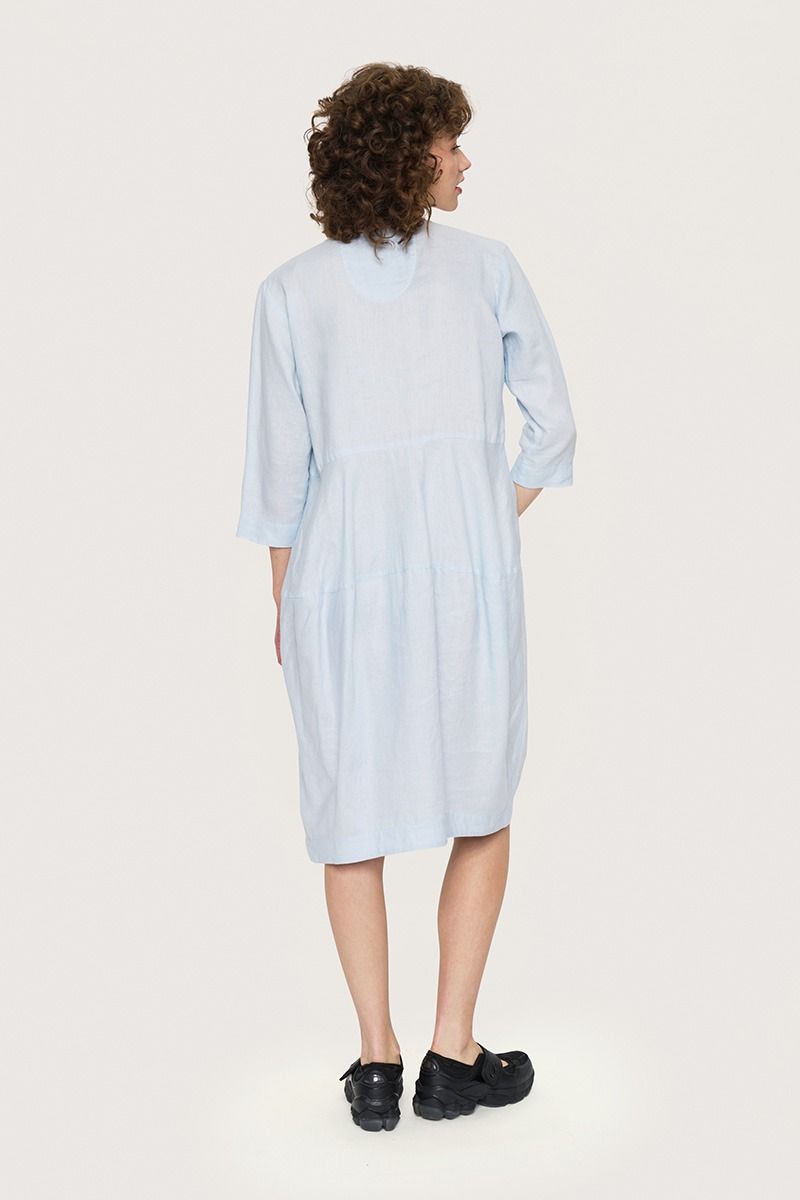 Airy linen short dress
