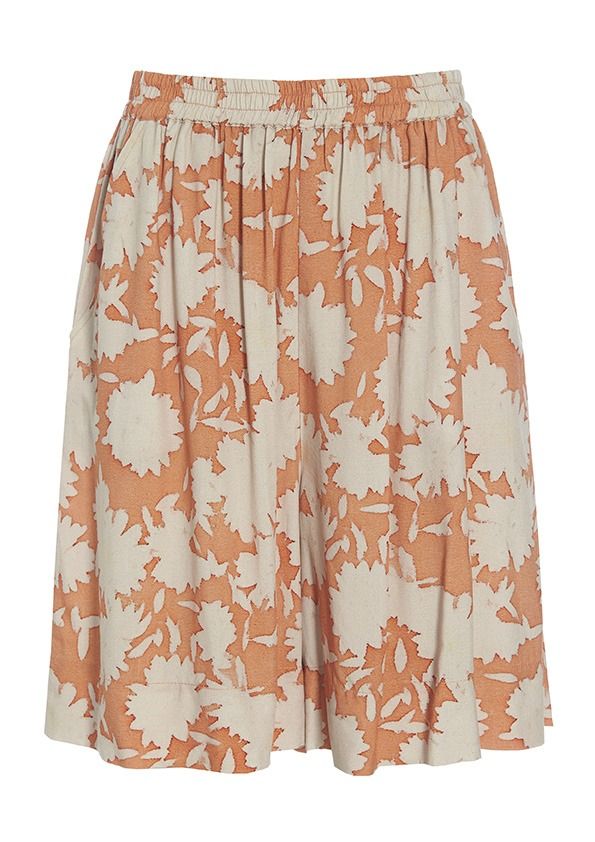 Summer rain & dahlias FSC shorts