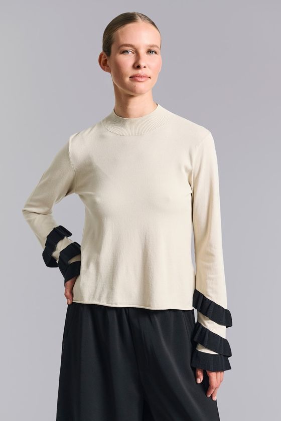 Saku bluse med flæser