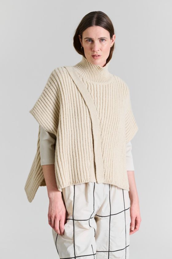 Nitto hochgeschlossene Bluse