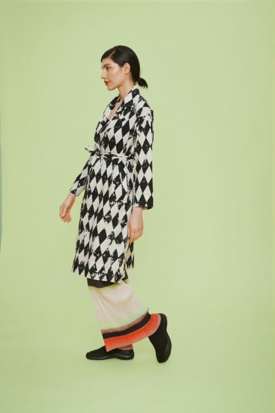 Broken harlequin coat