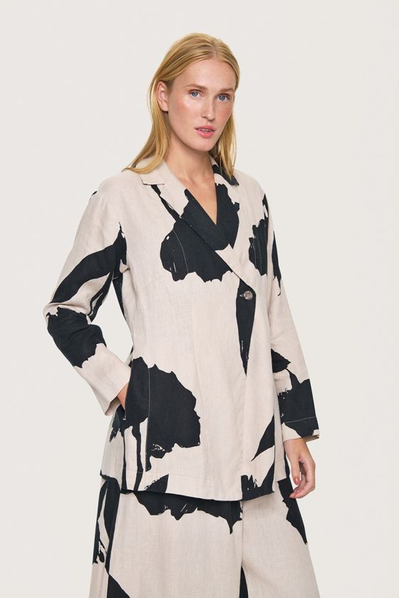 Shadow blossom jacket