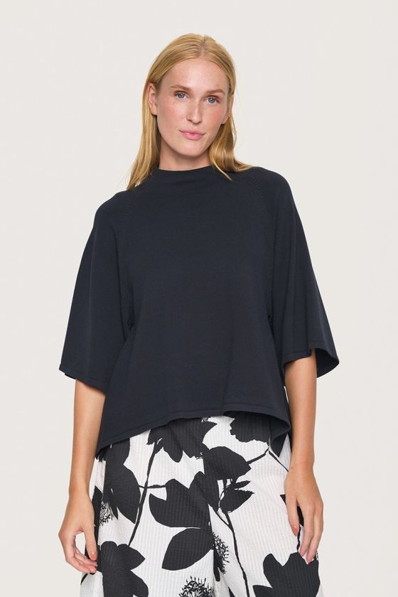 Saku blouse