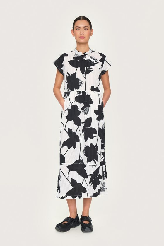 Seersucker bloom dress