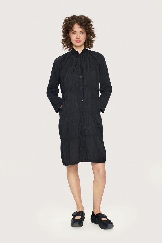 Seersucker dress with elastic details