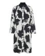 Seersucker bloom dress with elastic details