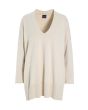 Saku blouse with v-neck