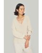 Kareshi blouse with v-neck