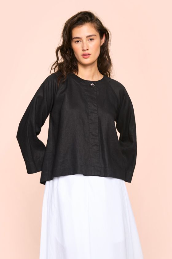 Airy linen short jacket