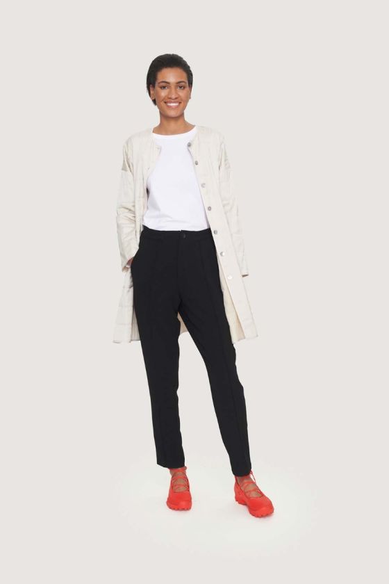 Nami crepe pants with pintuck
