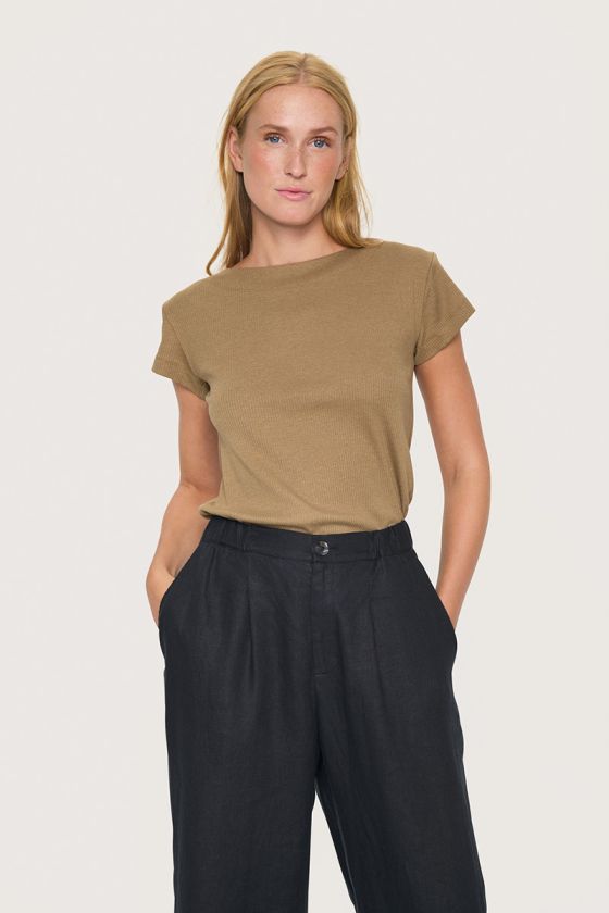 Naibu rib t-shirt