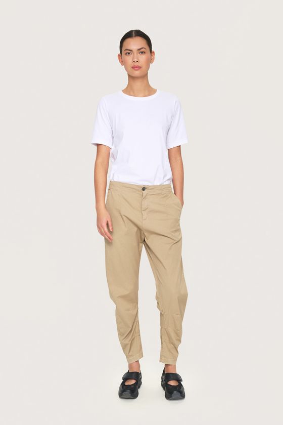 Senmei trousers with pleats