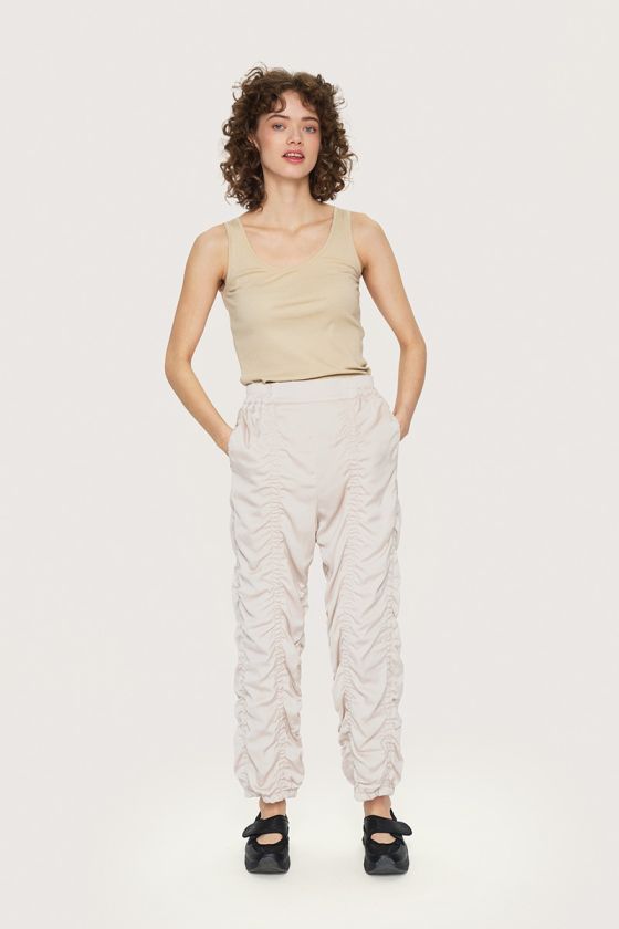 Oishi trousers