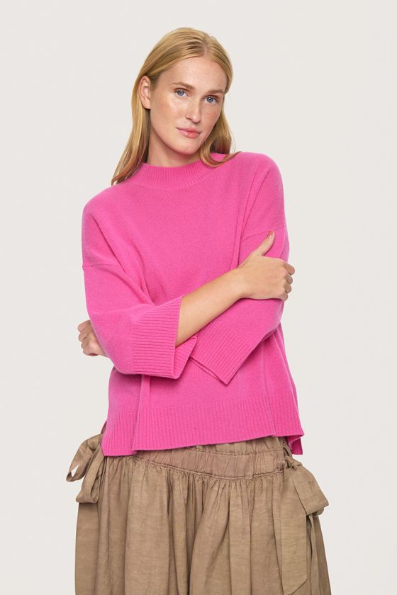 Cloud cashmere blouse