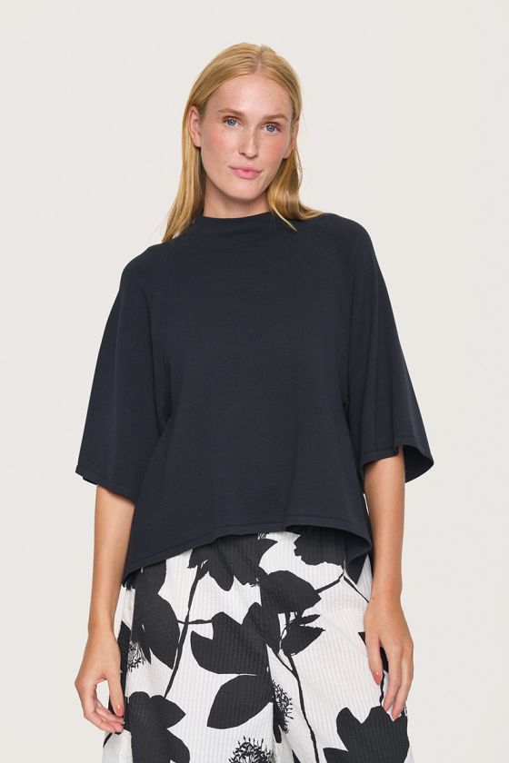 Saku blouse