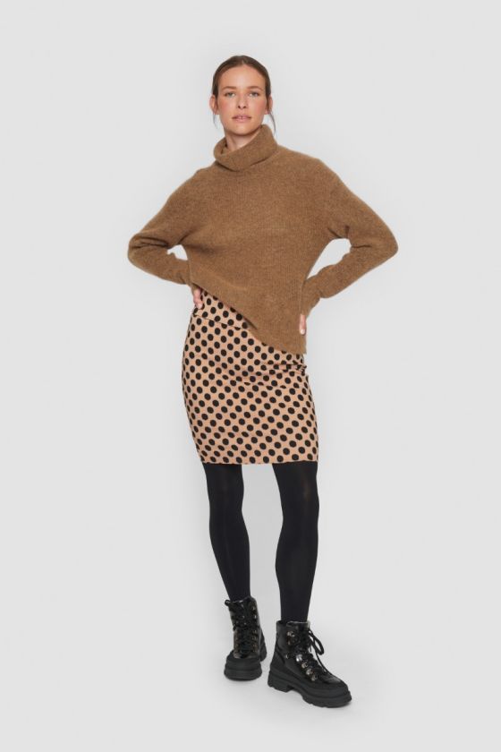 Blurred dot skirt